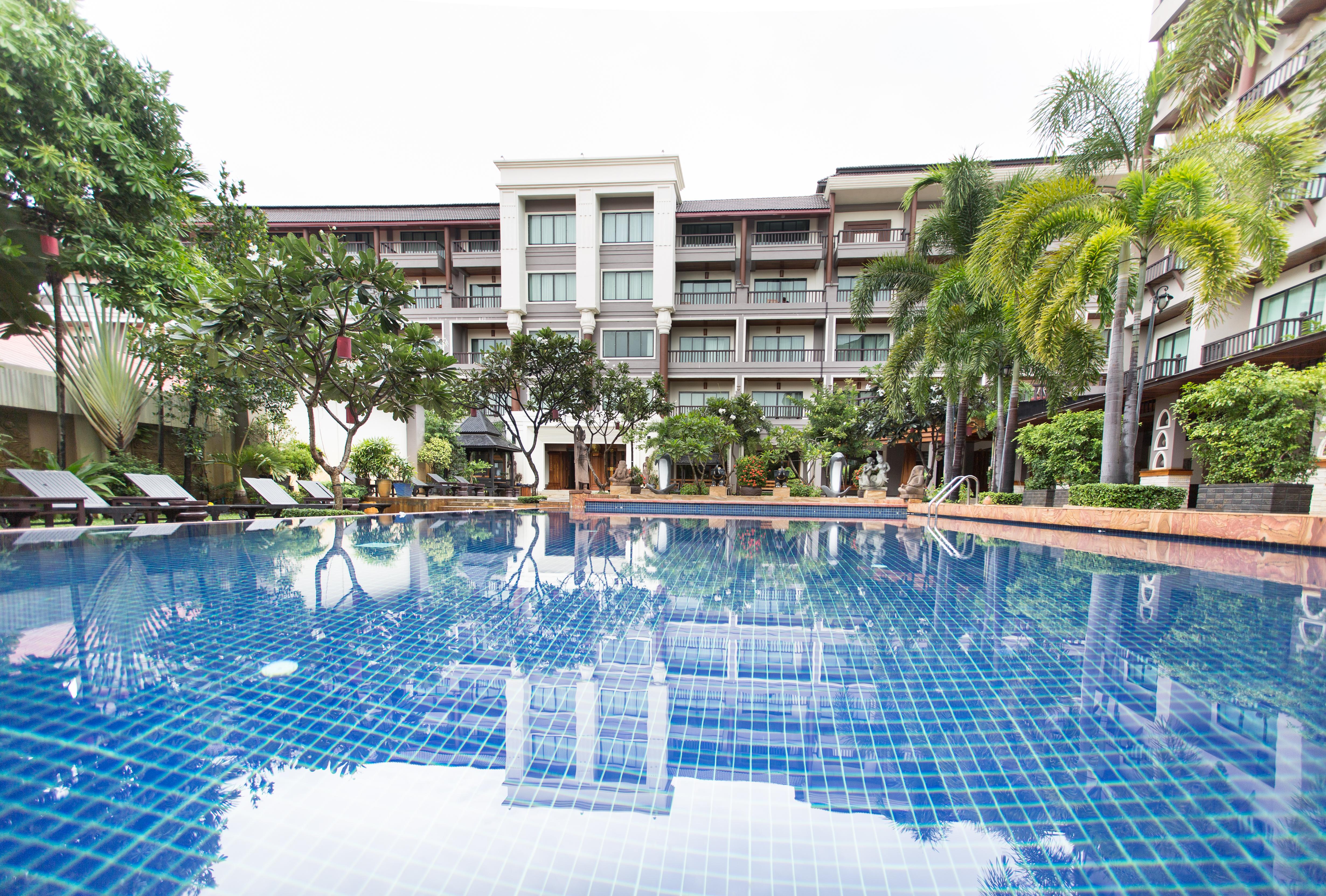 Royal Empire Hotel Siem Reap Exteriör bild