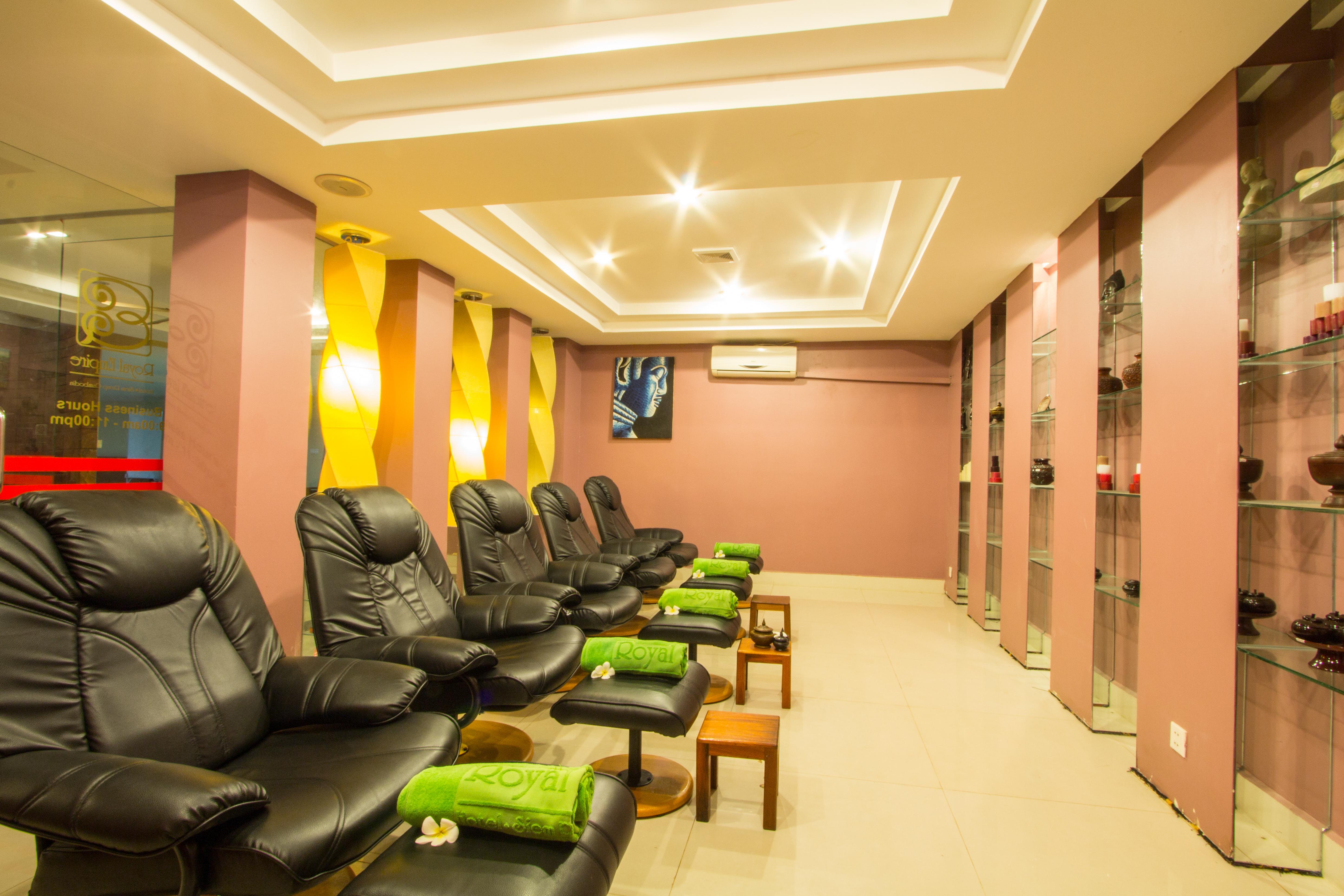 Royal Empire Hotel Siem Reap Exteriör bild