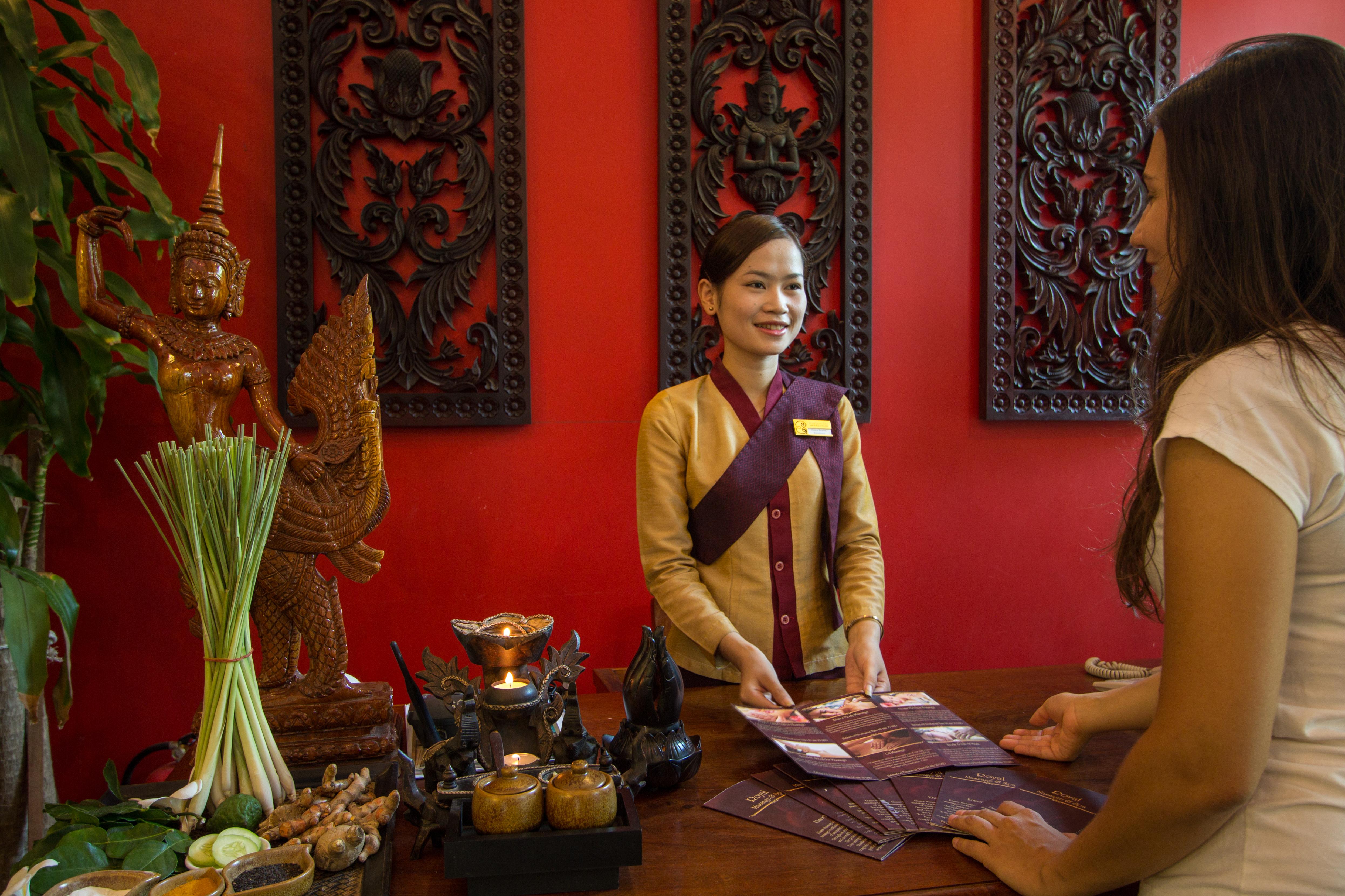 Royal Empire Hotel Siem Reap Exteriör bild